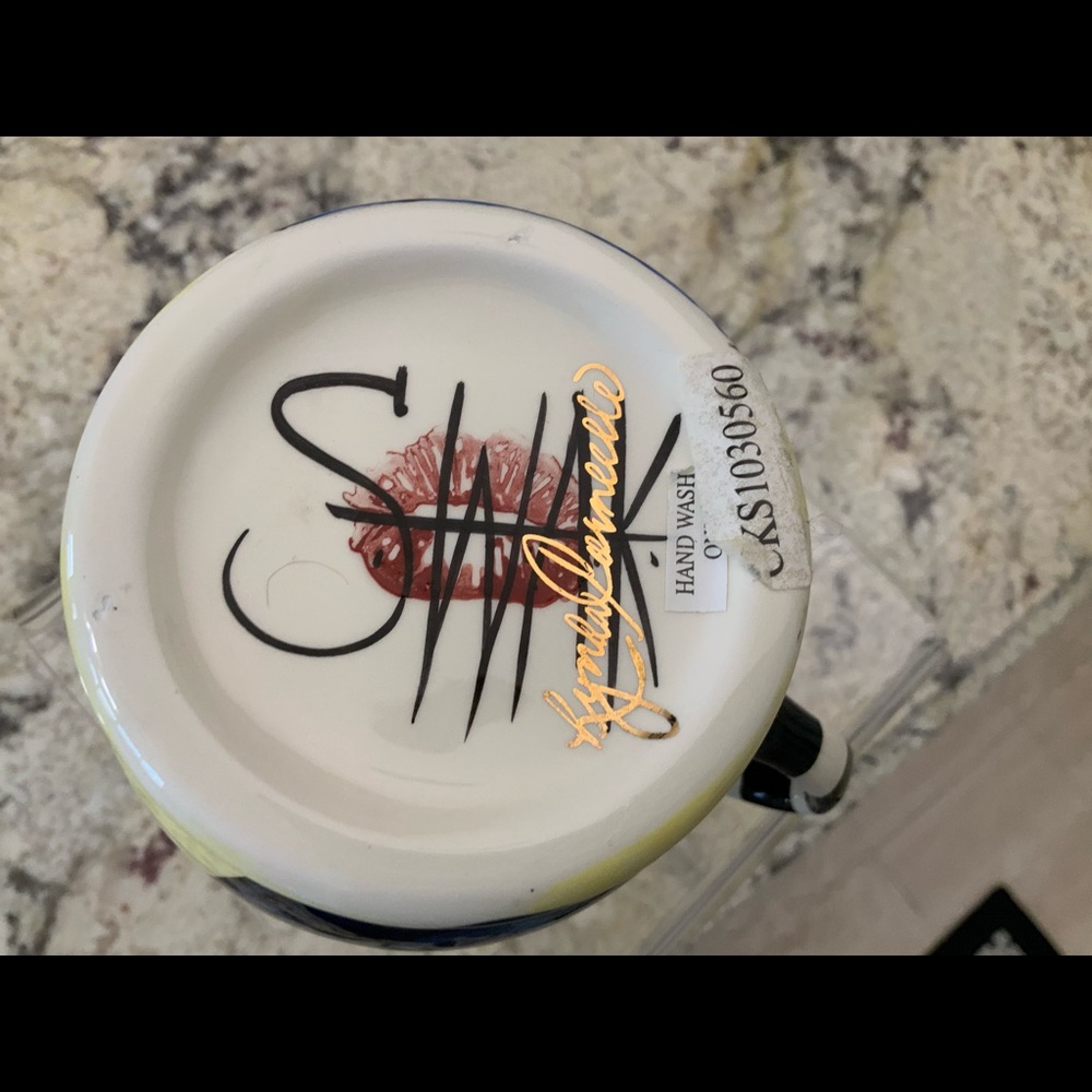 SWAK PITCHER - Picture 4 of 4